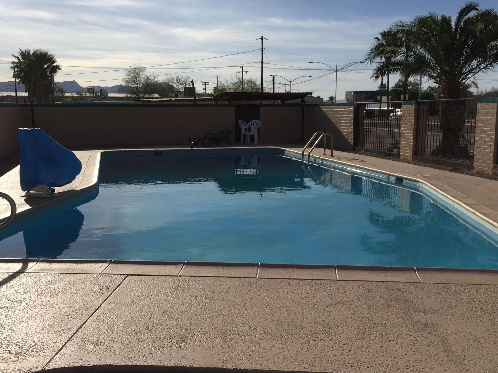 Amazon Motel Tucson Bagian luar foto